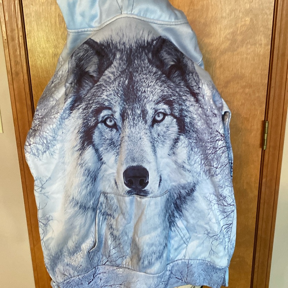 Kids wolf hoodie size 3x